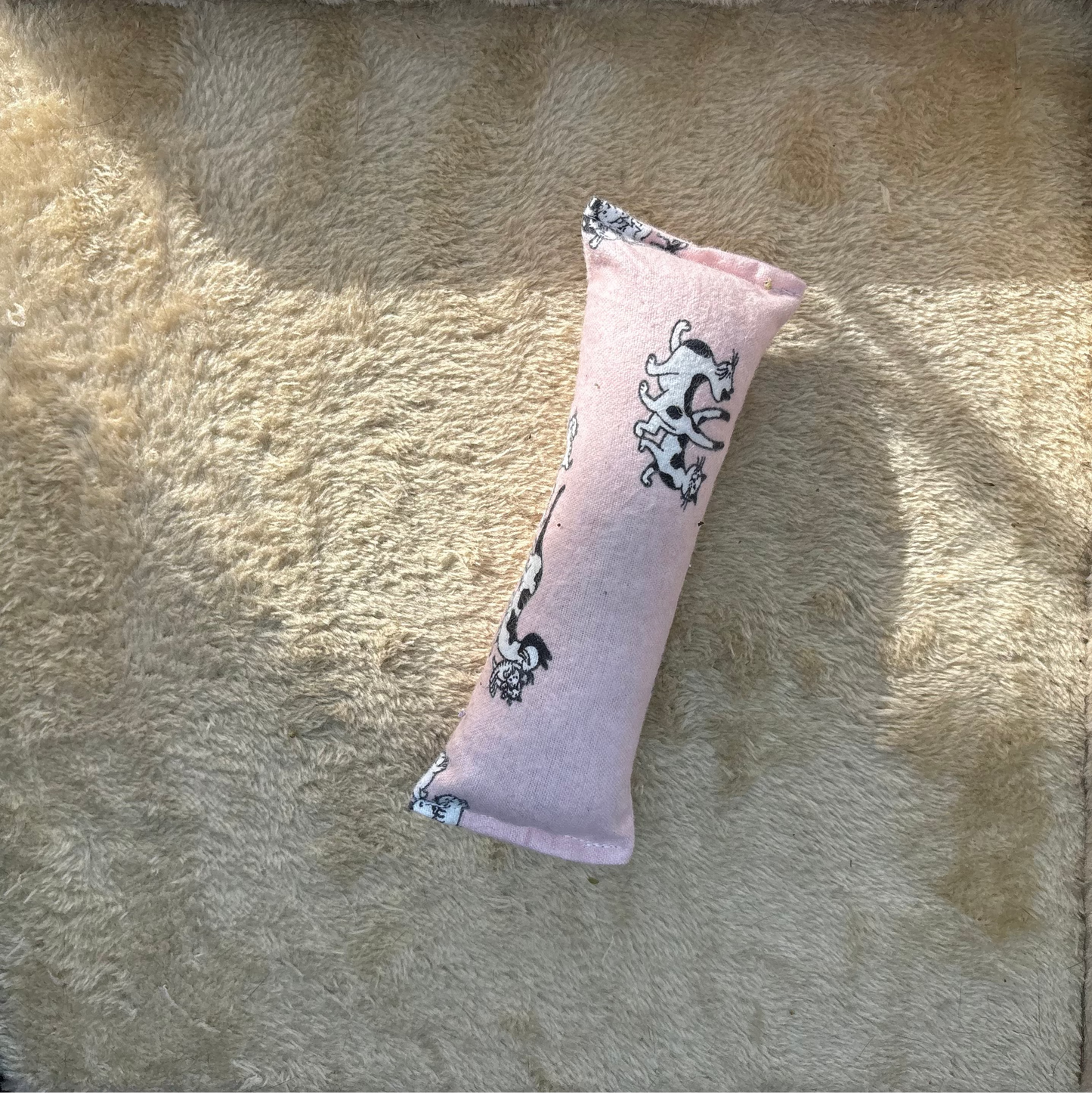 Pretty Kitty Catnip Kicker